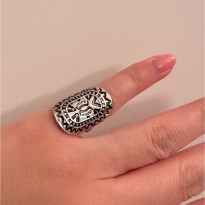 Ring